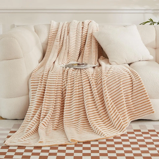 Wholesale Light Luxury 280gsm striped jacquard flannel Blanket for bed sofa Casual Nap Throw can make pillow Mustard Yellow