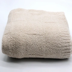 Wholesale Throw Blankets Flannel Blanket Pattern Soft Throw Blanket For Couch,Bed,Sofa Luxurious Warm And Cozy For All Seasons