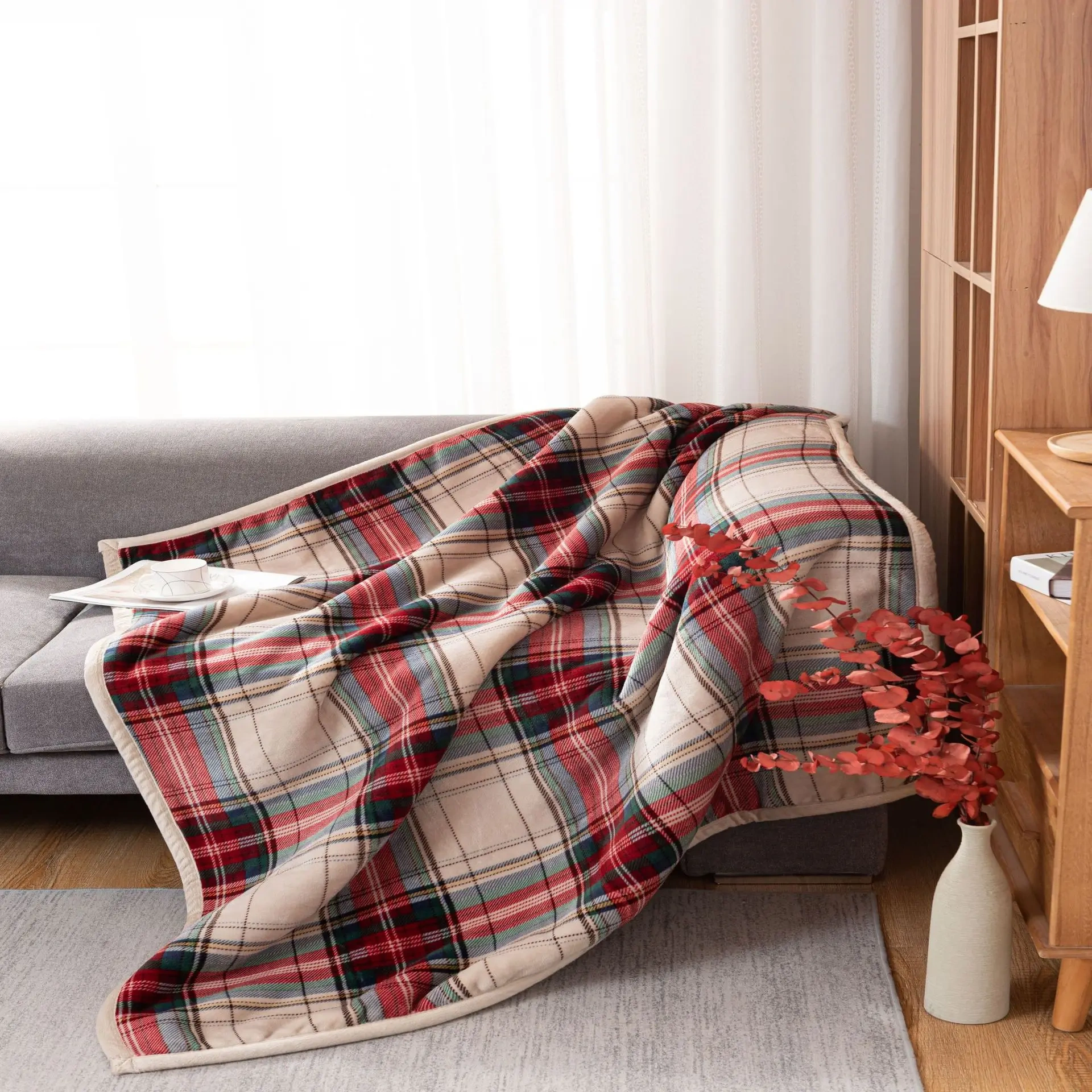 Wholesale Winter Flannel Blanket Thickened Striped Sherpa Washable Soft Nap Blanket Luxury Plaid Blanket For Bed Sofa