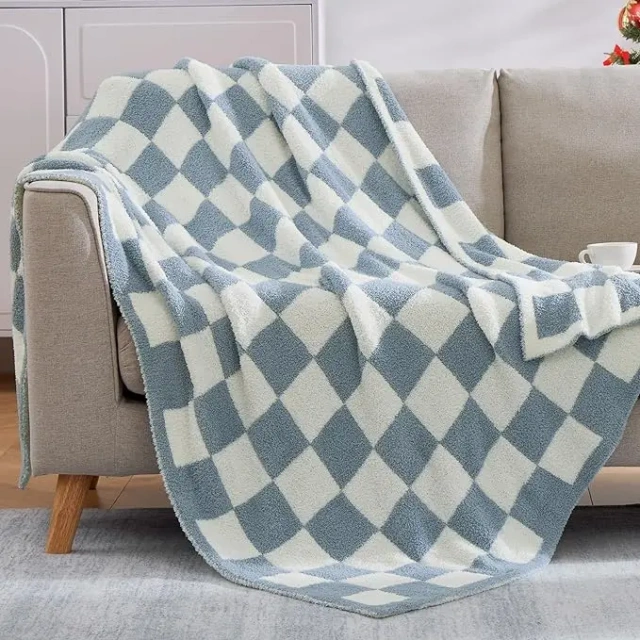 Cheap price 100% polyester polar fleece knitted blankets custom throw blanket