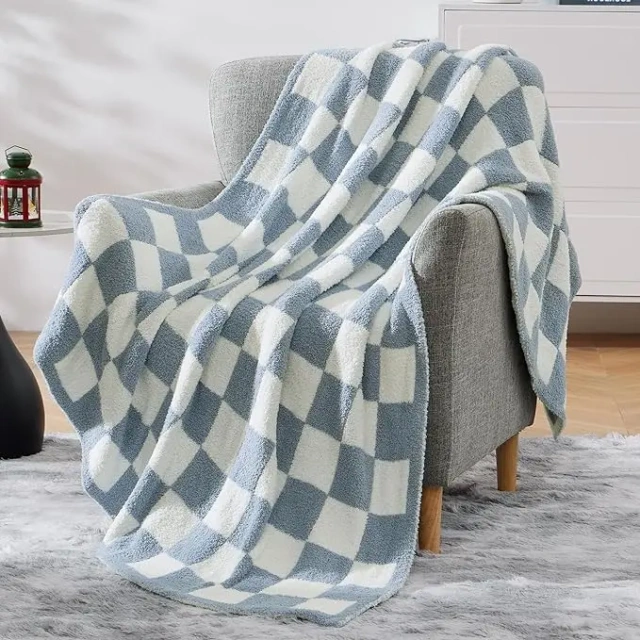 Cheap price 100% polyester polar fleece knitted blankets custom throw blanket