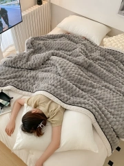 460 GSM air condition throw blanket winter warm 3D Embossed Velvet fleece reversible thick Throw Blanket for bed