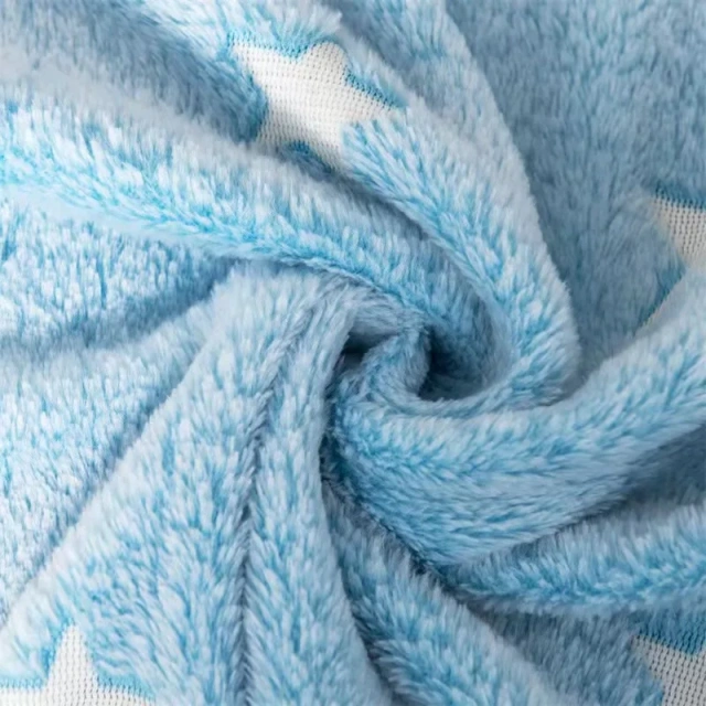 Cheap wholesale christmas glow in the dark winter small fleece throw blankets queen size soft fuzzy kids blanket manufacturer