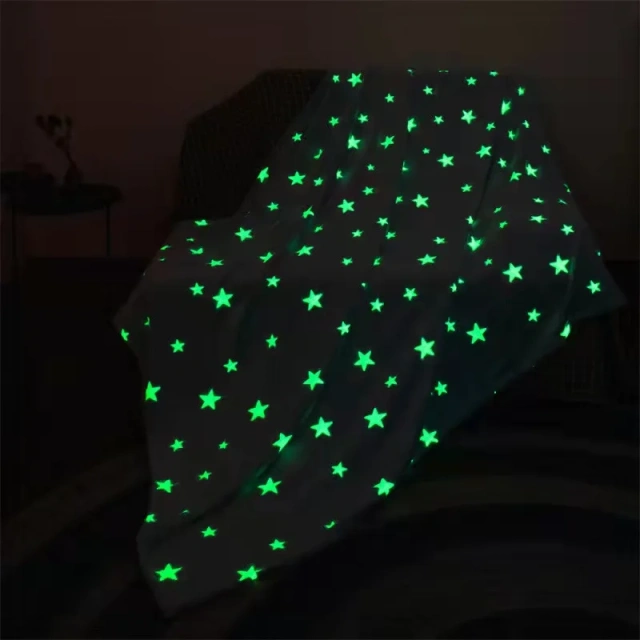 Cheap wholesale christmas glow in the dark winter small fleece throw blankets queen size soft fuzzy kids blanket manufacturer