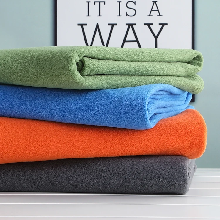 Custom Logo Adult Blanket 100% Polyester Wedding Style Portable Soft Patterned Warm Hotel Throw Blankets Polar Fleece Blanket