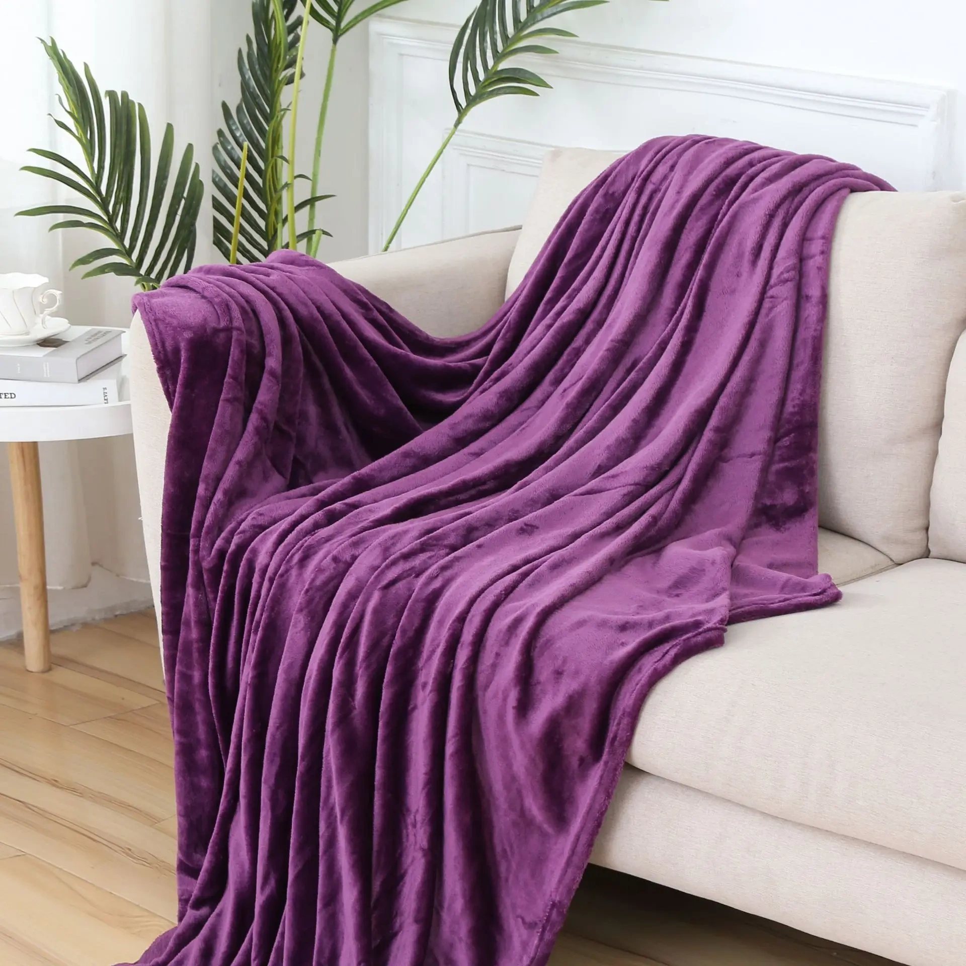 Fokusent Plain colour Microfiber Flannel blanket super soft reversible polyester throw blanket Home Textile 70*100cm winter