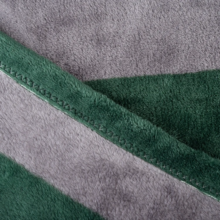 Custom waterprint Blankets Printed Branded Logo Soft Quality Fleece Weighted Flannel Blankets for Winter Towel Custom Blanket
