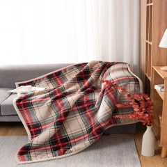 Wholesale Winter Flannel Blanket Thickened Striped Sherpa Washable Soft Nap Blanket Luxury Plaid Blanket For Bed Sofa