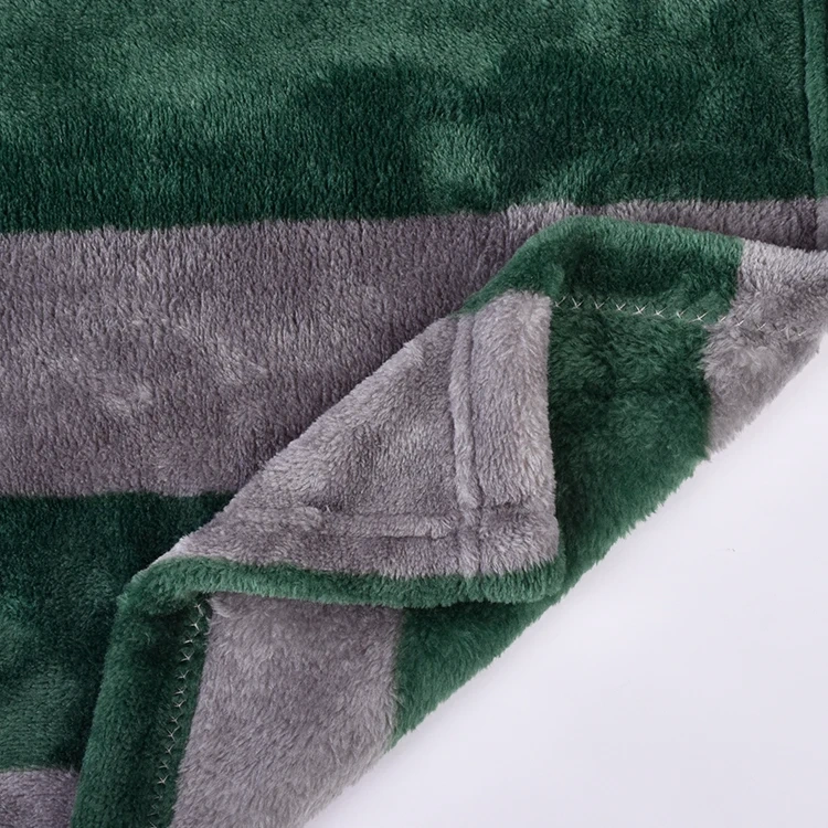 Custom waterprint Blankets Printed Branded Logo Soft Quality Fleece Weighted Flannel Blankets for Winter Towel Custom Blanket