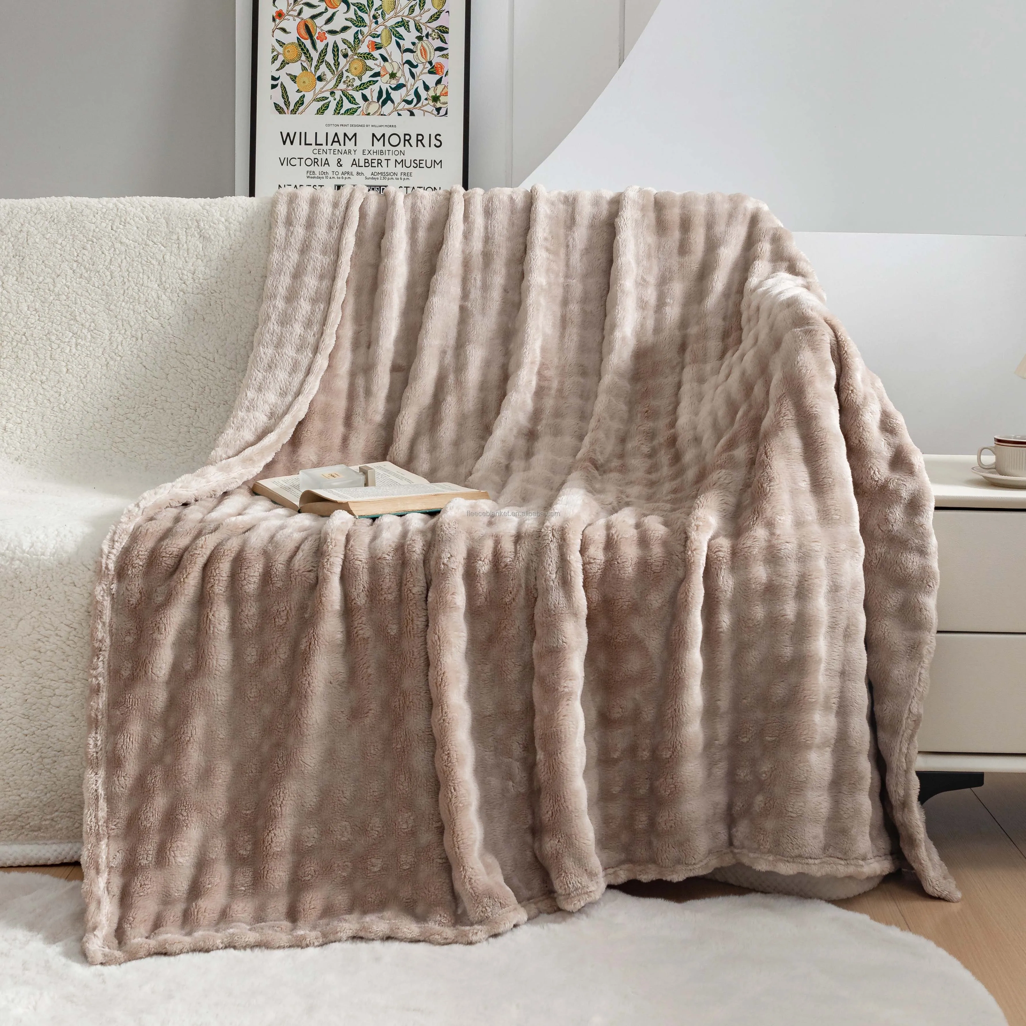 New design 3D Bubble Decorative Plush plush Flannel fleece Blanket Lightweight jacquard Warm Blanket Bed Office throw Blanket