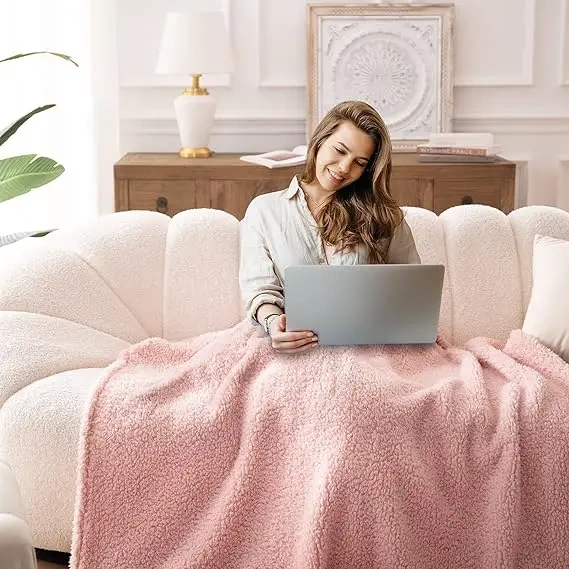 Bertte Fluffy Sherpa Throw Blanket Ultra Soft Warm Lightweight Shaggy Blanket for Couch Sofa Travel, 50"x 60", Pink
