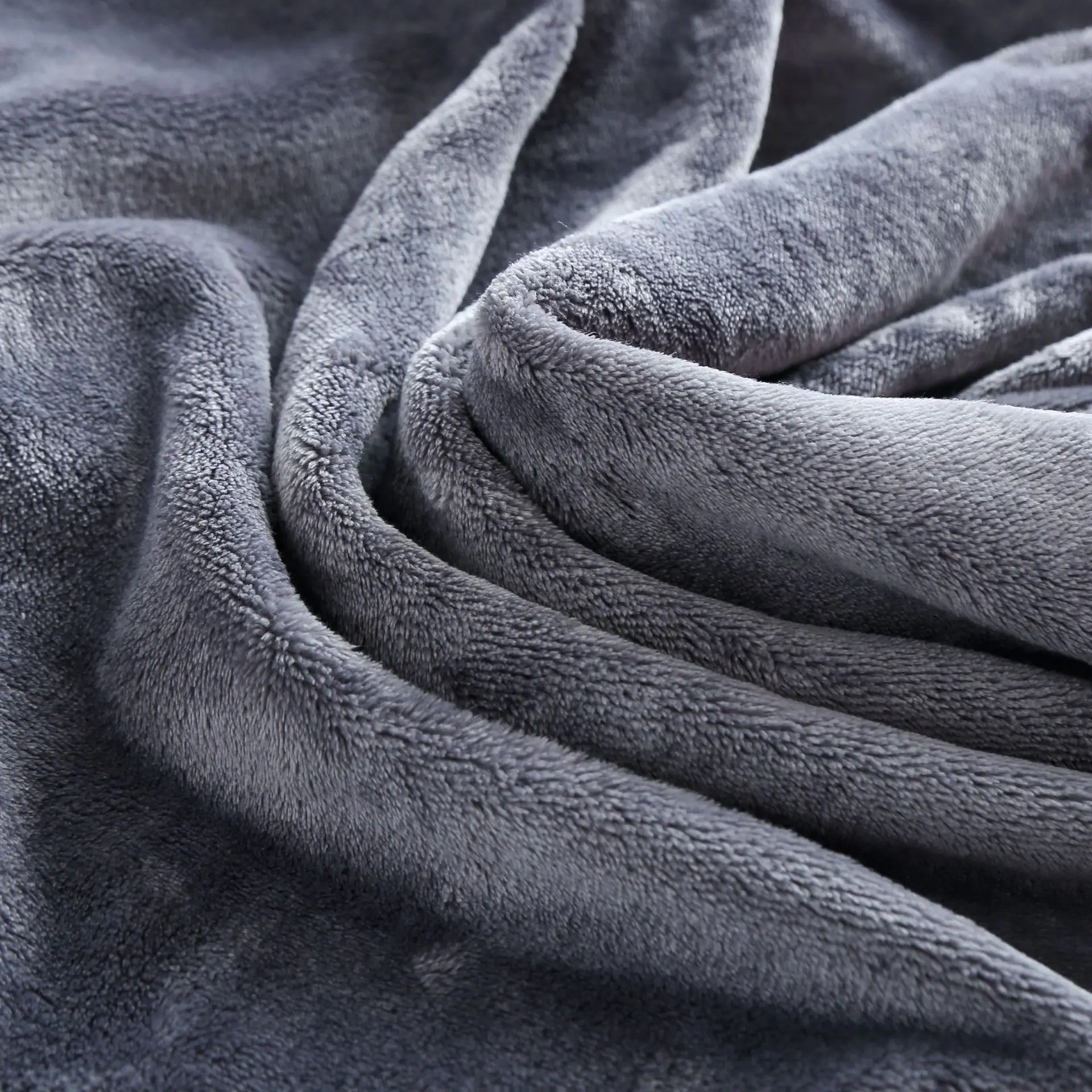 Fokusent Plain colour Microfiber Flannel blanket super soft reversible polyester throw blanket Home Textile 70*100cm winter
