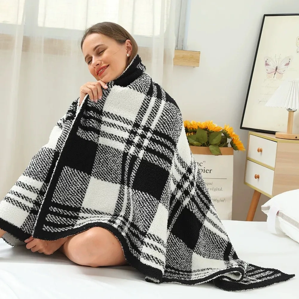 Half Velvet Checkrboard Blanket Knitting Jacquard Black And White Blanket Flannel Sofa Comfortable Cloth