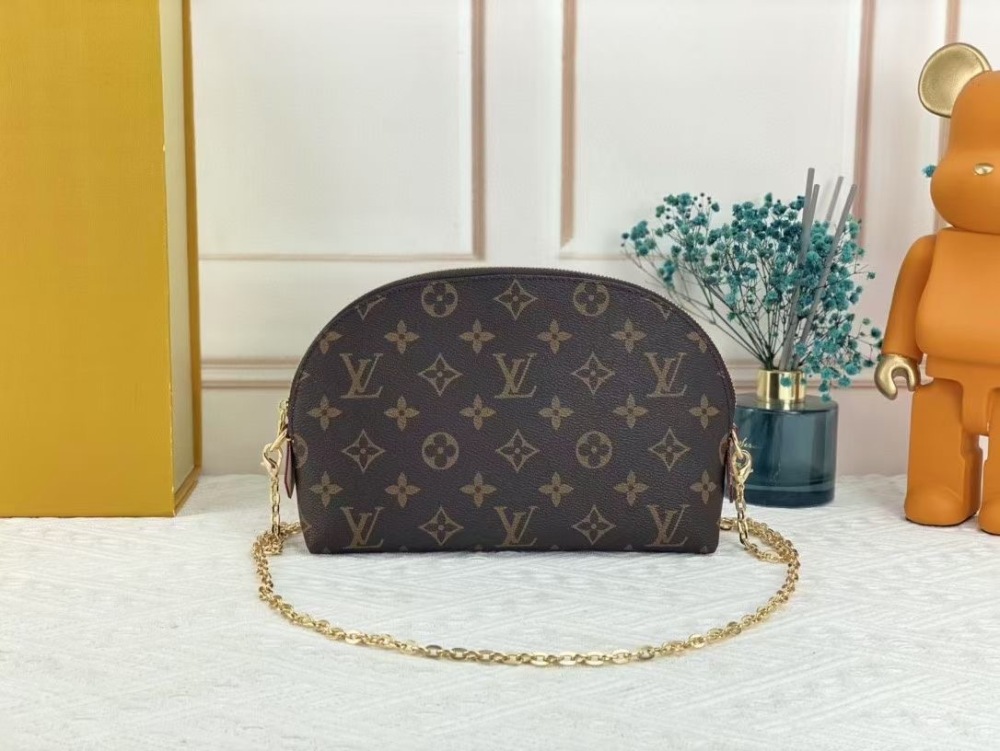 M47515 High Quality Cosmetic Bags Luxurys Tote Womens Men Clutch Fashion Make Up Chain Bags
