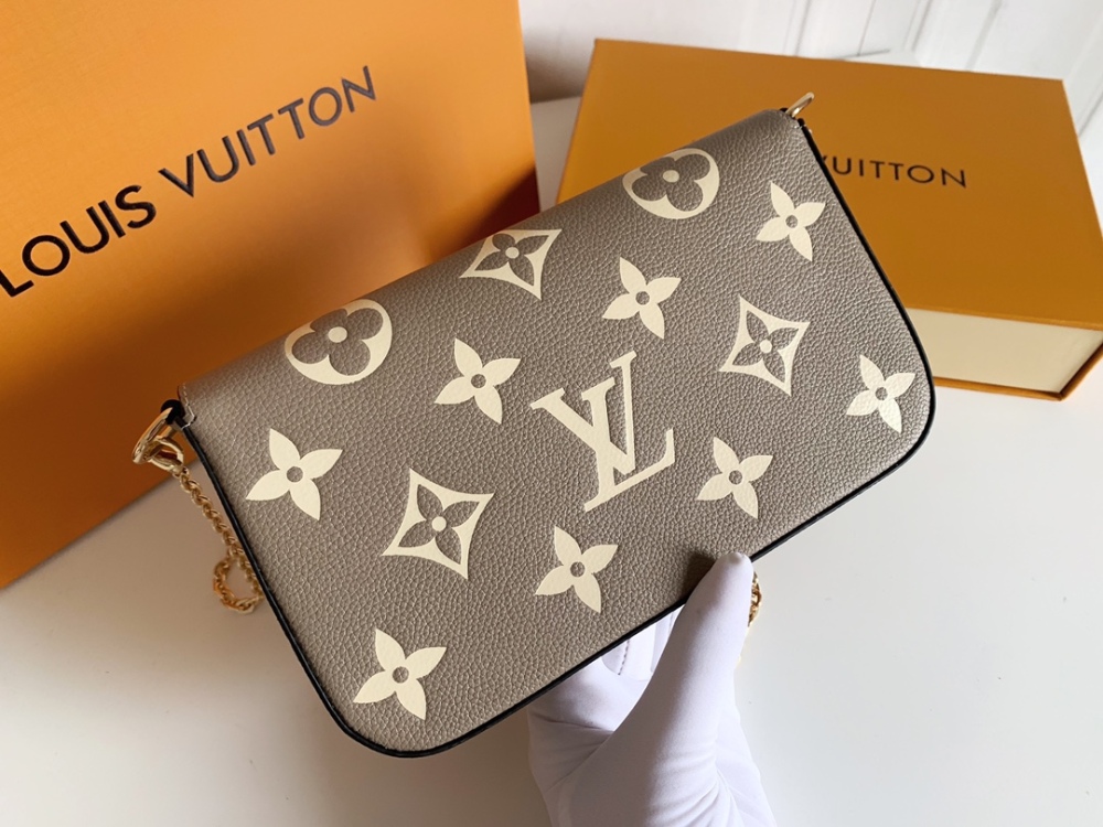 Designer Shoulder Gold Chain Shoulder Bags M69977 Luxury Handbag Women Mens Fashion Summer Bag