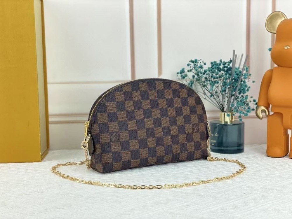 M47515 High Quality Cosmetic Bags Luxurys Tote Womens Men Clutch Fashion Make Up Chain Bags