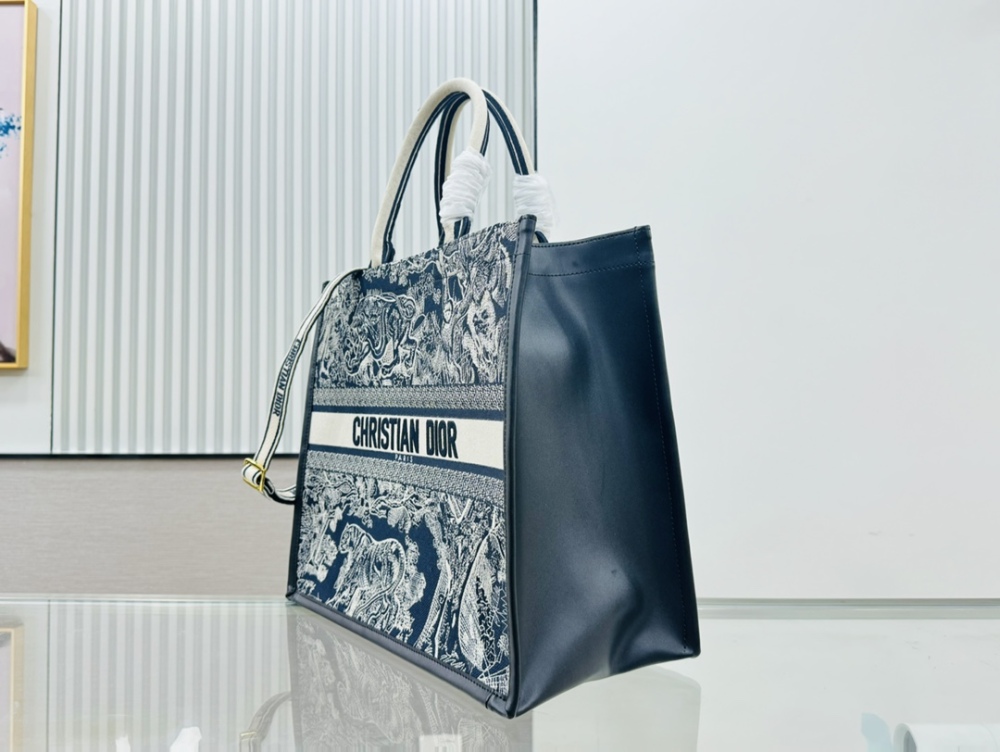 Classical Fashion Blue Tiger Mens Women Dior 8833 Big Capacity 3 Sizes Shopping Tote Bags