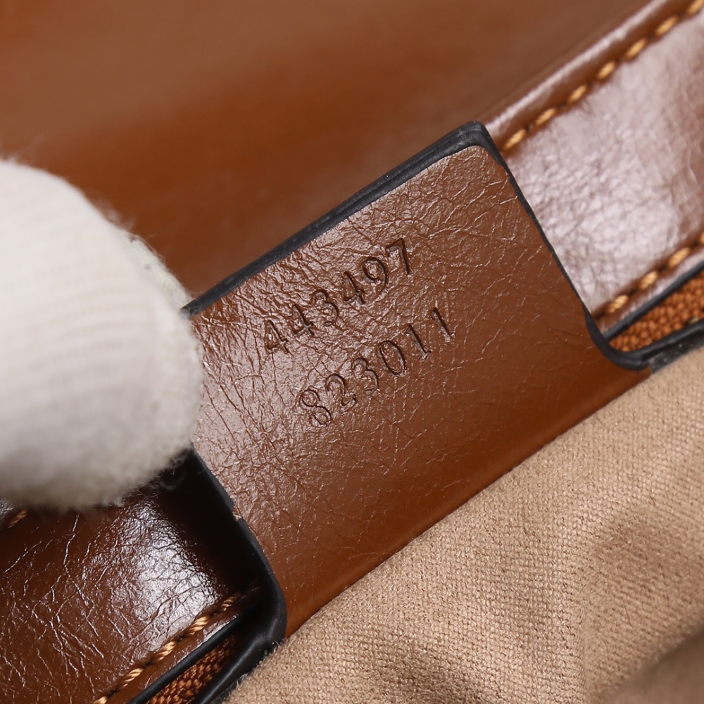GG Marmont Series 443497 High Quality Leather Designers Womens and Mens Shoulder Bags