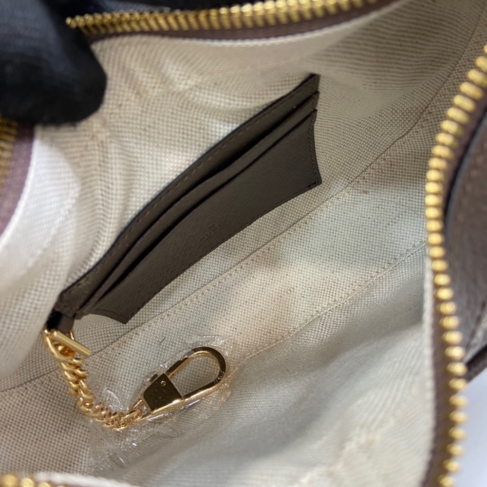 New Fashion High Quality Womens Mens Designer Casual 772308 Shoulder Bags