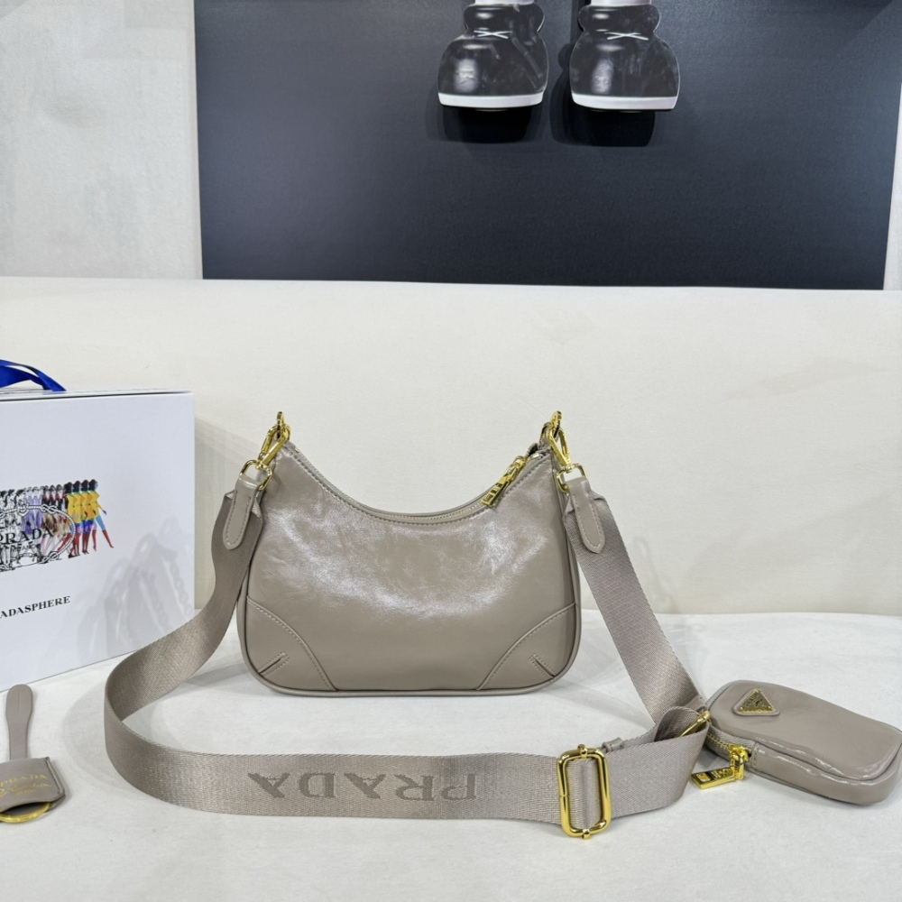 New Arrival Designer Bags Fashion Leather Women's Saddle Hobos Lady Cross Body Bags