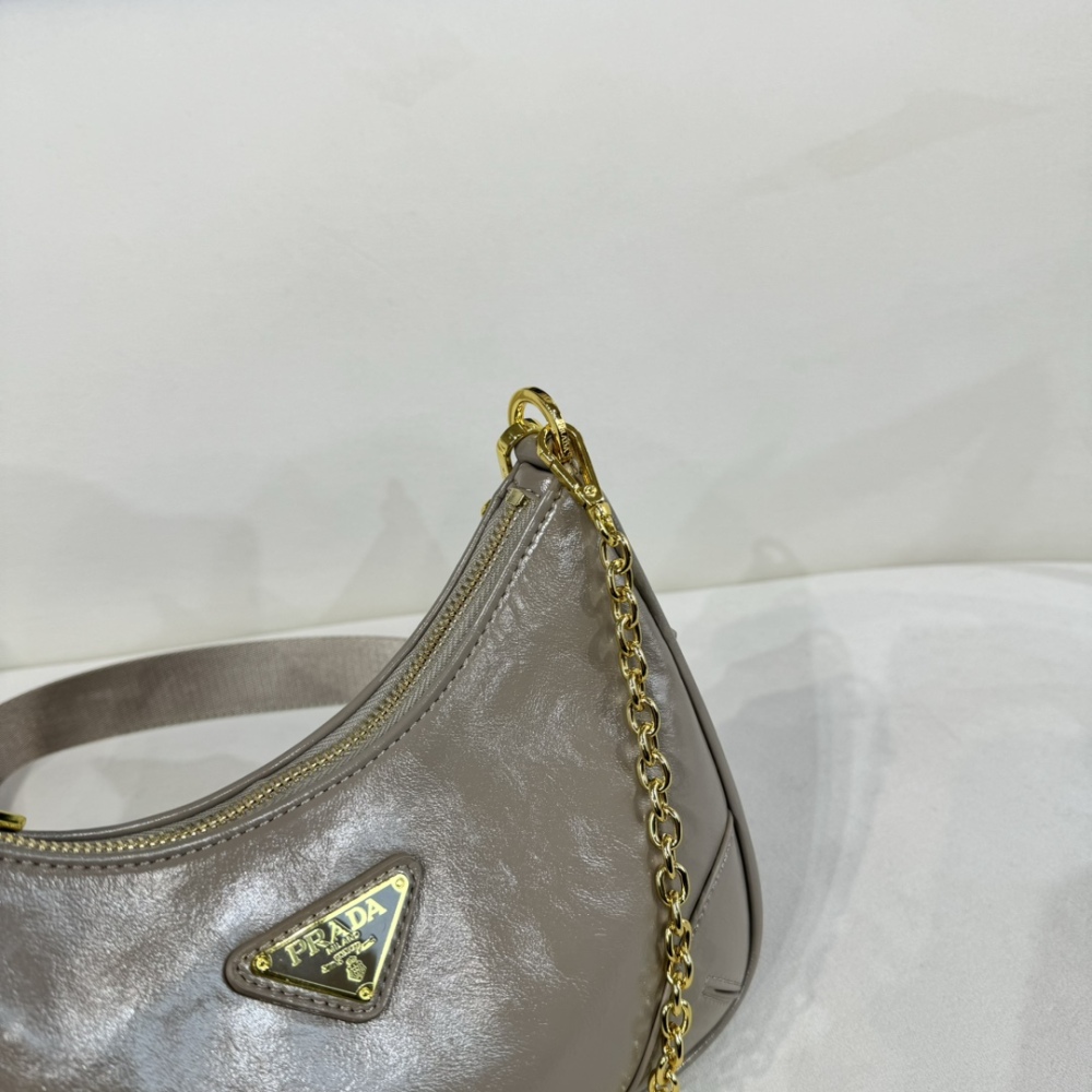 New Arrival Designer Bags Fashion Leather Women's Saddle Hobos Lady Cross Body Bags