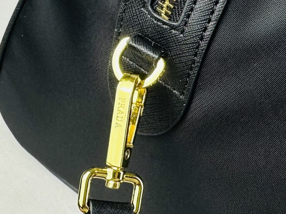 Fashion Travel Nylon Cross Body Bags Men's Women's Carrying Leather Handbag