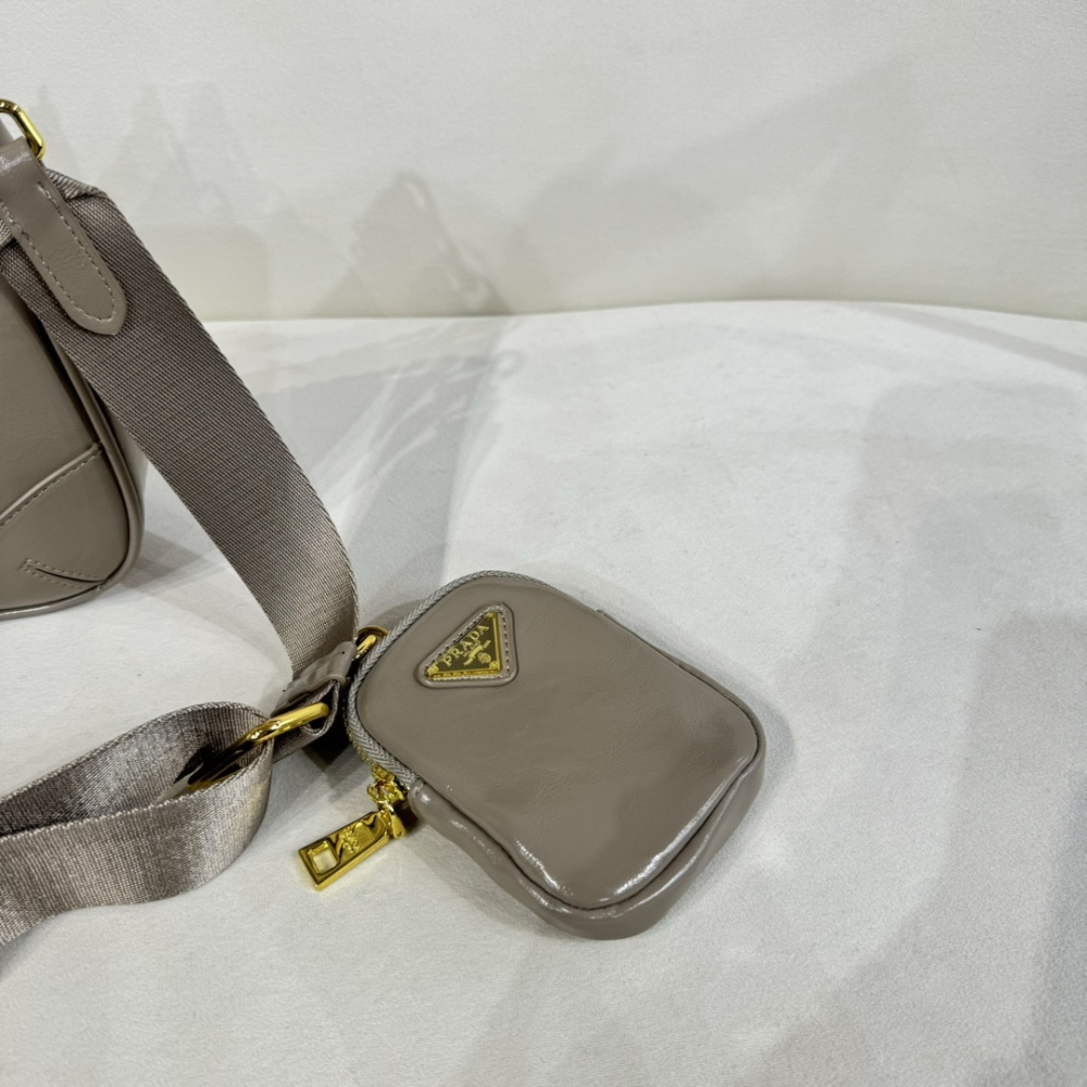 New Arrival Designer Bags Fashion Leather Women's Saddle Hobos Lady Cross Body Bags