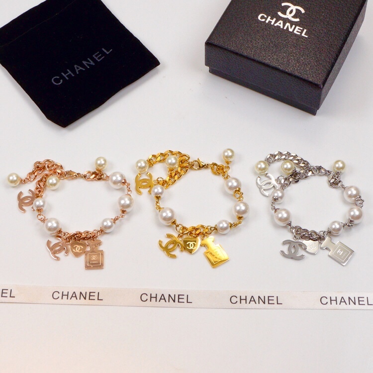 Luxury Fashion Designer Pearl Bracelets Wedding Jewelry Women Girls Jewelry Birthday Christmas Gift