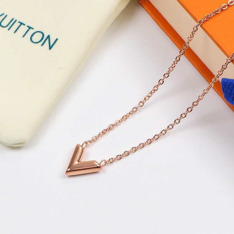 LV Designer High Quality Fashion Jewelry Lady Steel Golden Women's Necklaces with V Letter Pendant