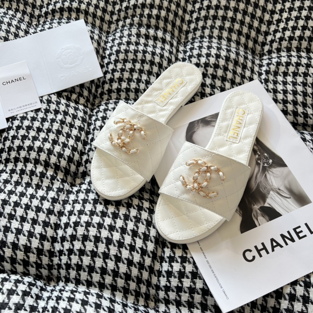 Dio Designer Fashon New Style Women's Slippers Casual Leather Flat Shoes Summer Beach Slippers