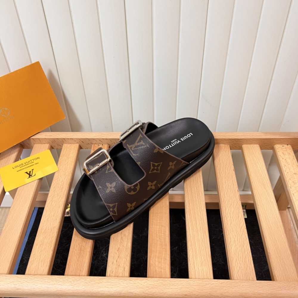 LV Slippers Summer Unisex Outdoor Slippers High-Quality Non-Slip Soft Fashion Trend Simple Beach Sides