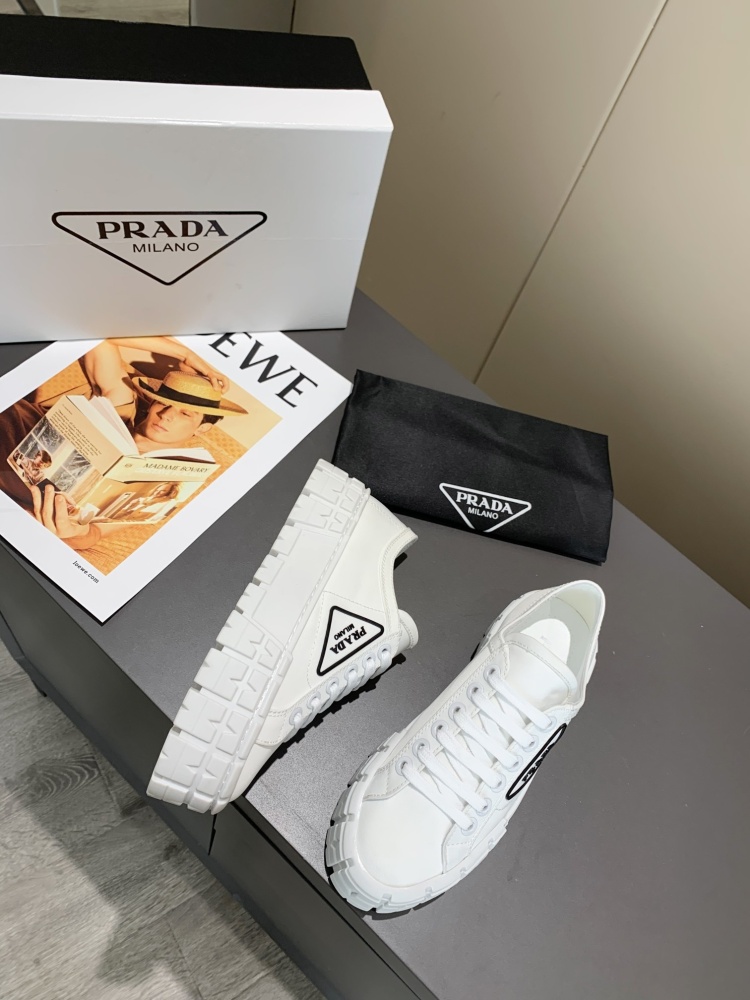 PRA High Quality Designer Casual Vintage Thick Height Increasing Shoes Patchwork Sports Shoes