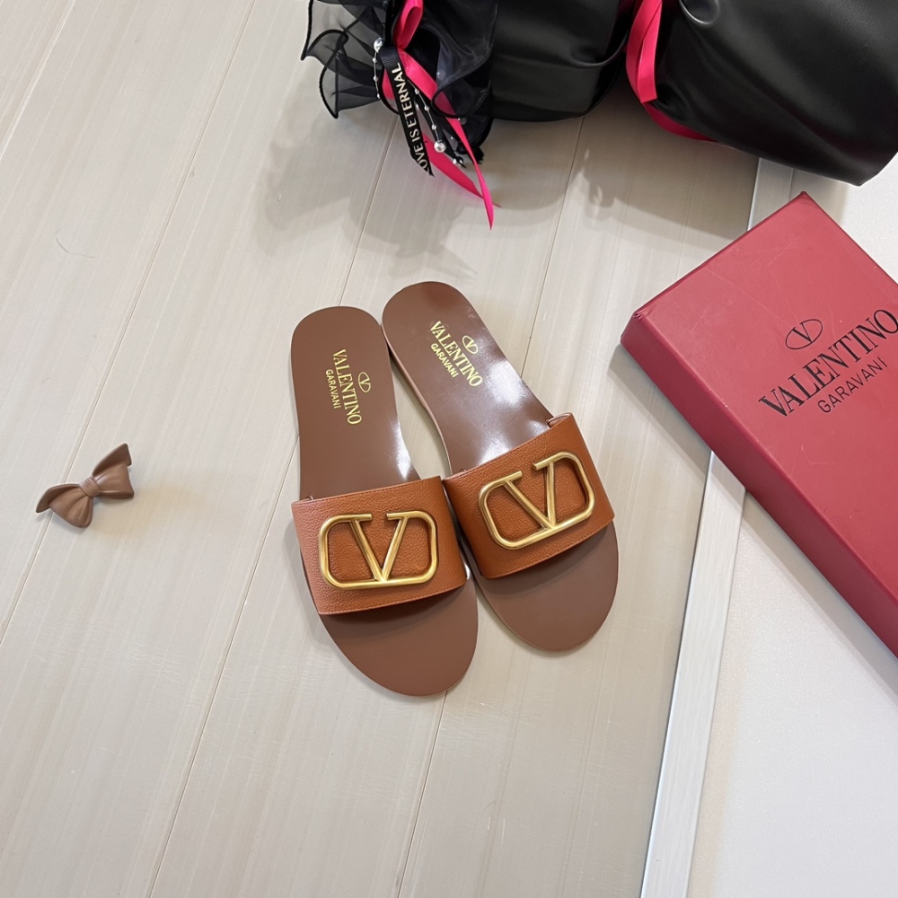 Valent Designer Fashon New Style Casual Women's Slippers Leather Flat Casual Shoes Summer Beach Slippers