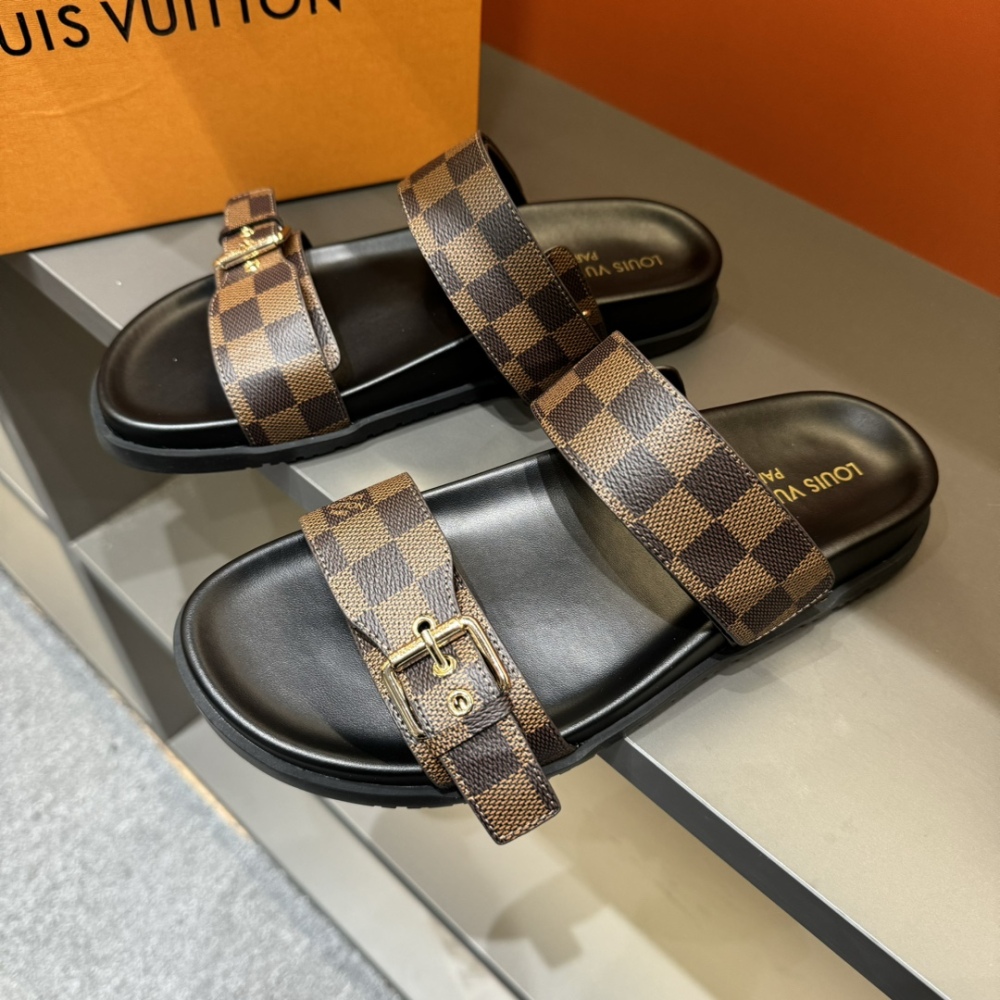 LV Designer Fashion New Style Casual Women's Slippers Leather Flat Thick Shoes Summer Beach Slippers