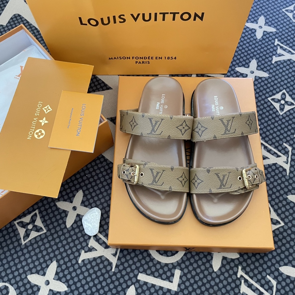 LV Designer Fashion New Style Casual Women's Slippers Leather Flat Thick Shoes Summer Beach Slippers