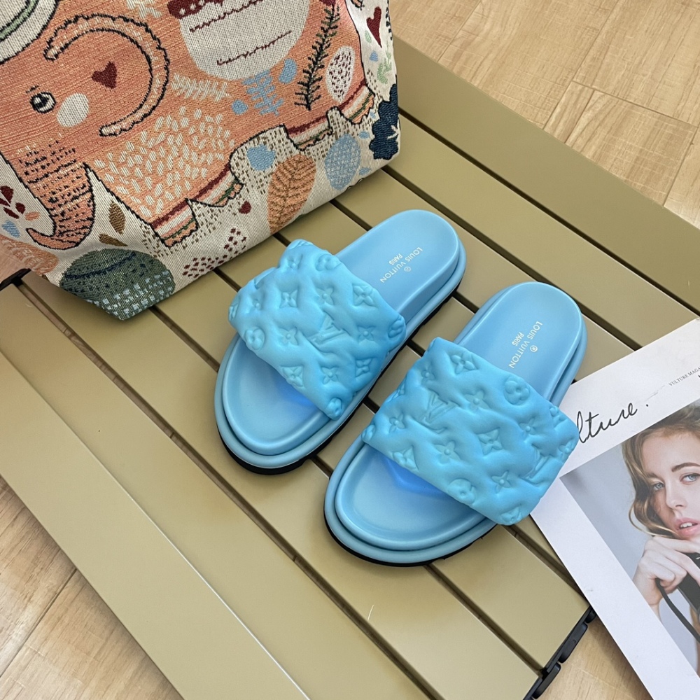 LV Designer Fashon Classical Soft Women's Slippers Casual Leather Flat Shoes Summer Beach Slippers