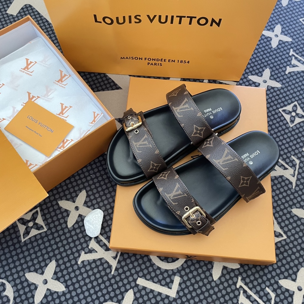 LV Designer Fashion New Style Casual Women's Slippers Leather Flat Thick Shoes Summer Beach Slippers