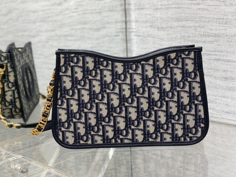 DIO Hobo Womens Shoulder Bags Chain strap date or commuting shoulder bags