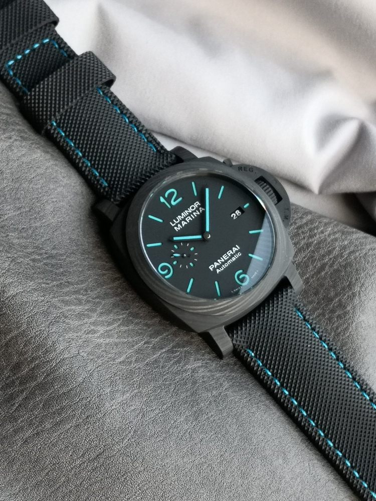 PANE Fashion Mens Casual Daily Watches 44mm Luxury Mechanical Watch Designer Rubber Band Wristwatch