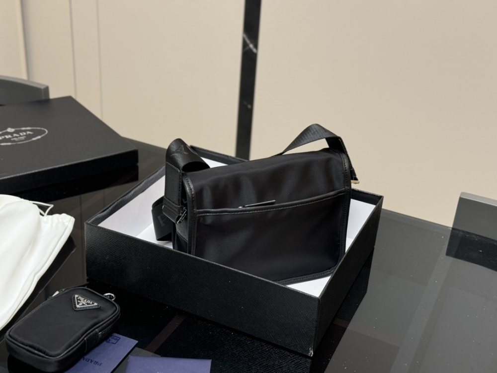PRA Men's Bag Suitable Size Crossbody Sshouder Messenger Bags