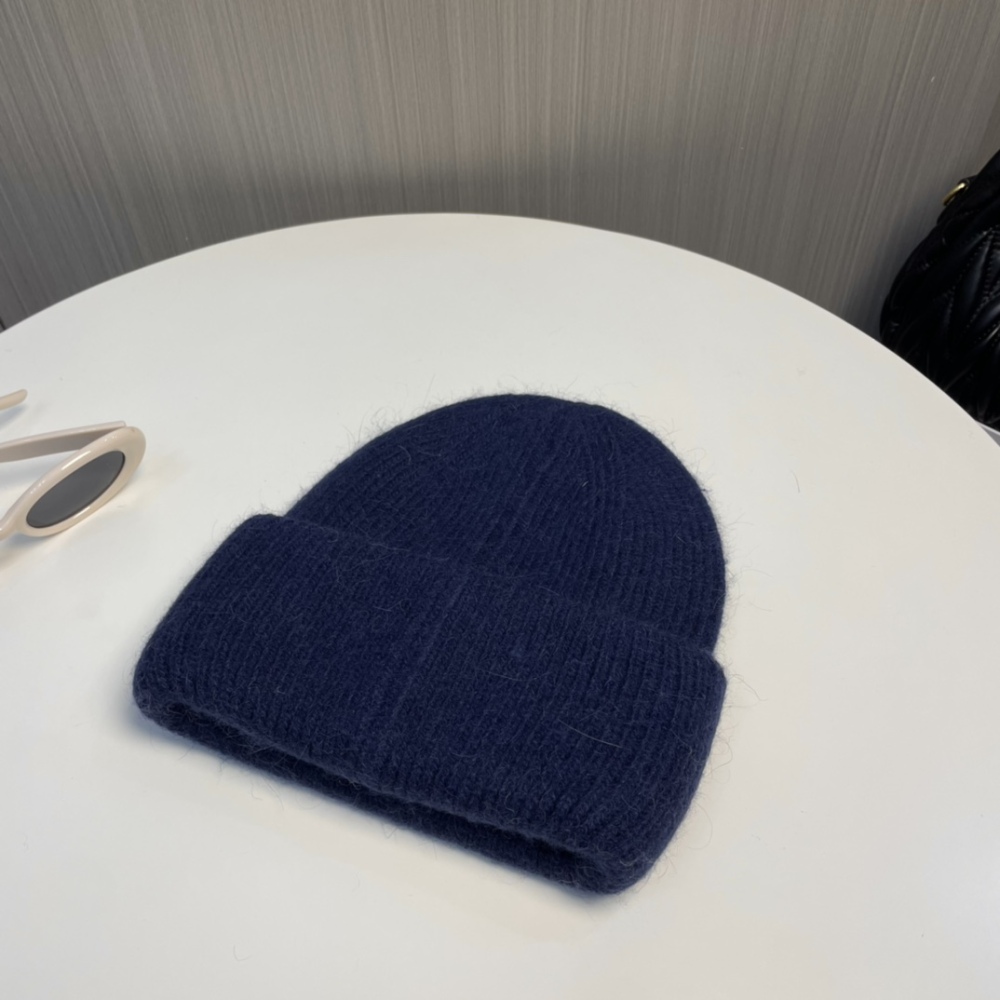 Celin Knitted Hat Designer Beanie Cap Mens Fitted Hats Unisex Cashmere Letters Casual Skull Womens Caps