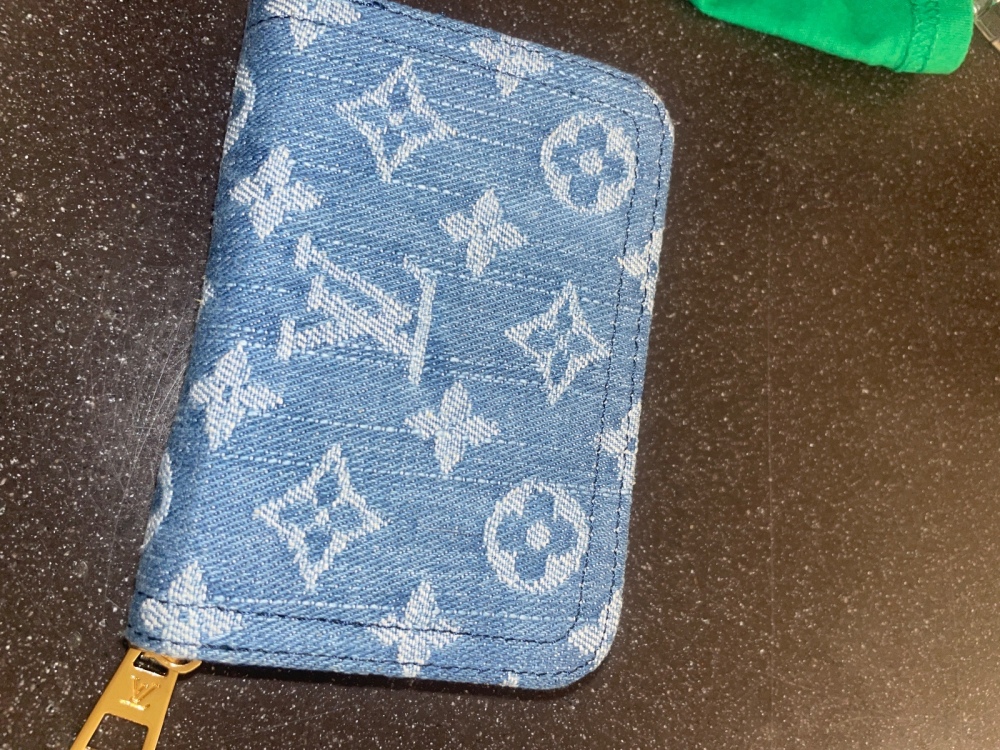 LV Casual Womens Mens Blue Denim Flower Wallets M82957