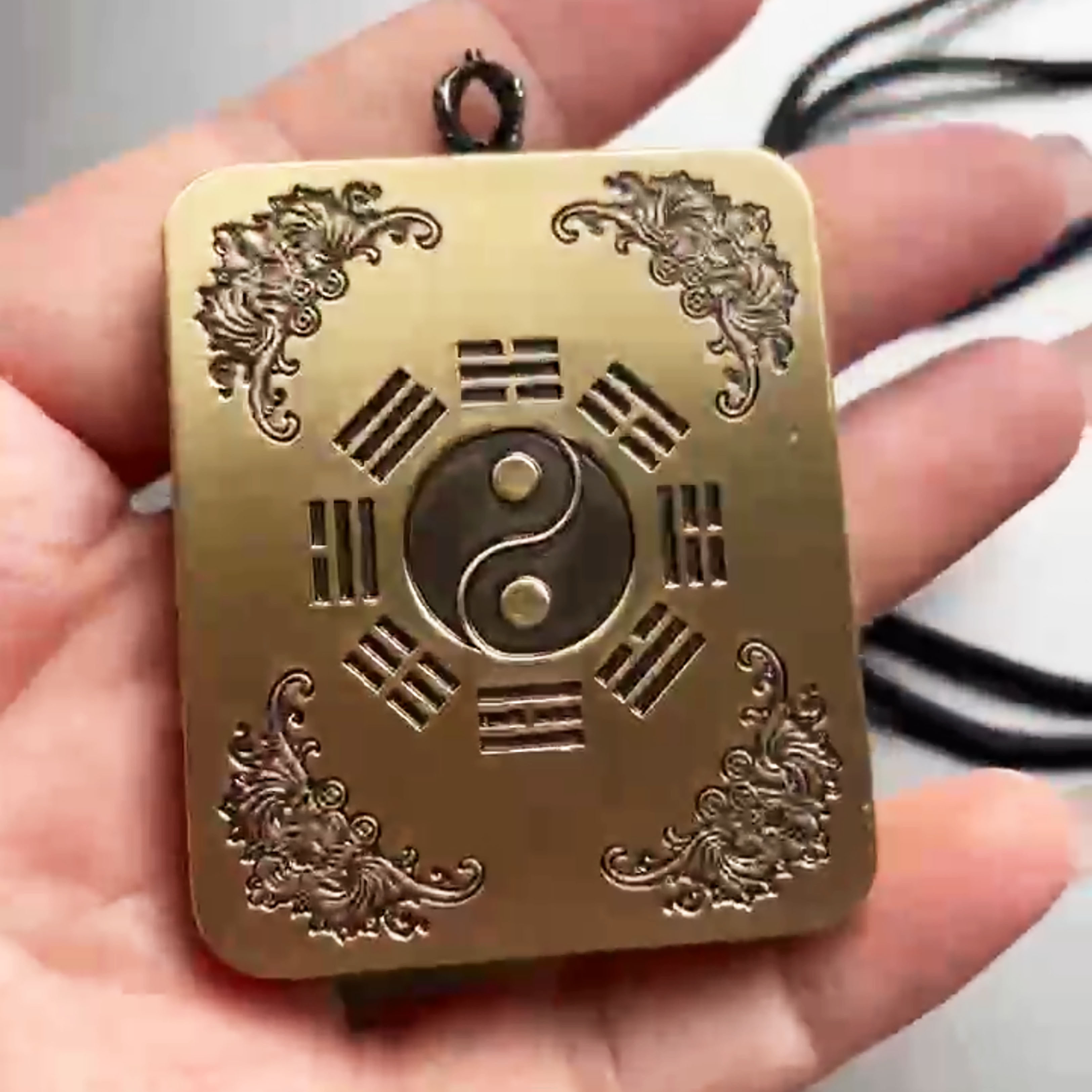 Auspicious Thangka Daoism Artist Hand-painted Gawu Box Necklace Perfected Person of Pure Yang Lu Dongbin