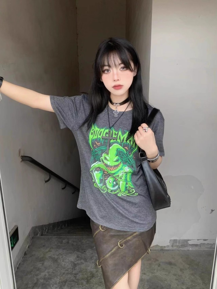 Gothic Oogie Boogie T-Shirt – Tim Burton Inspired Boogeyman Horror Streetwear Shirt Y2K