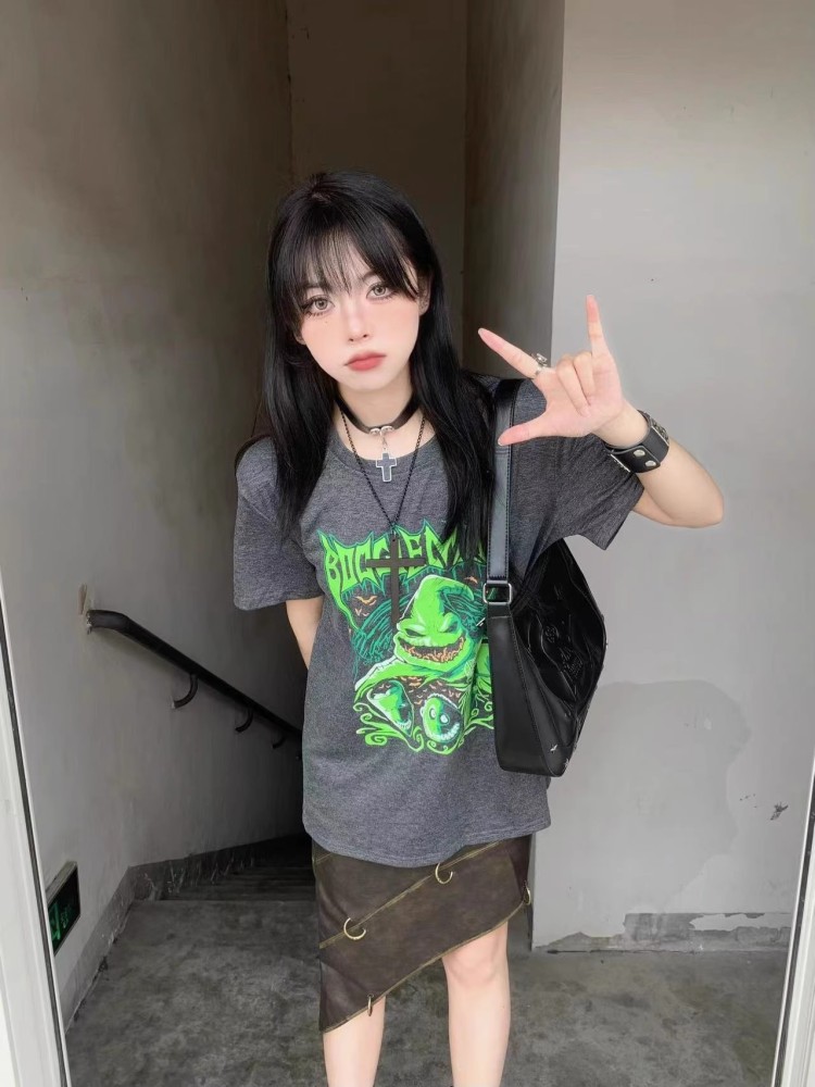 Gothic Oogie Boogie T-Shirt – Tim Burton Inspired Boogeyman Horror Streetwear Shirt Y2K