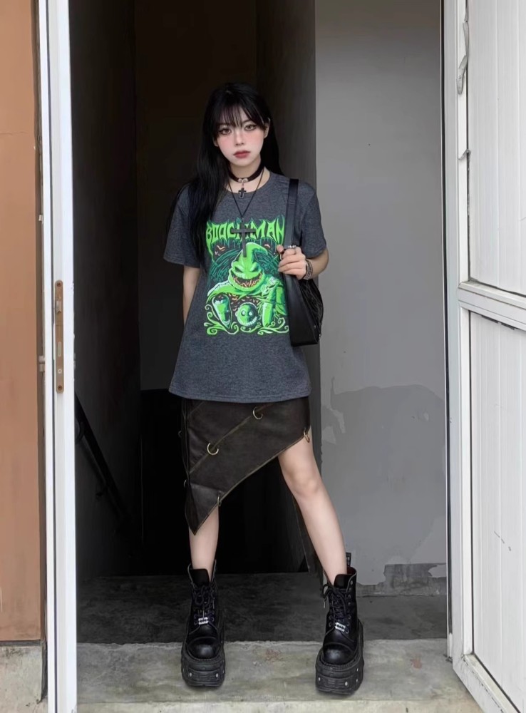 Gothic Oogie Boogie T-Shirt – Tim Burton Inspired Boogeyman Horror Streetwear Shirt Y2K