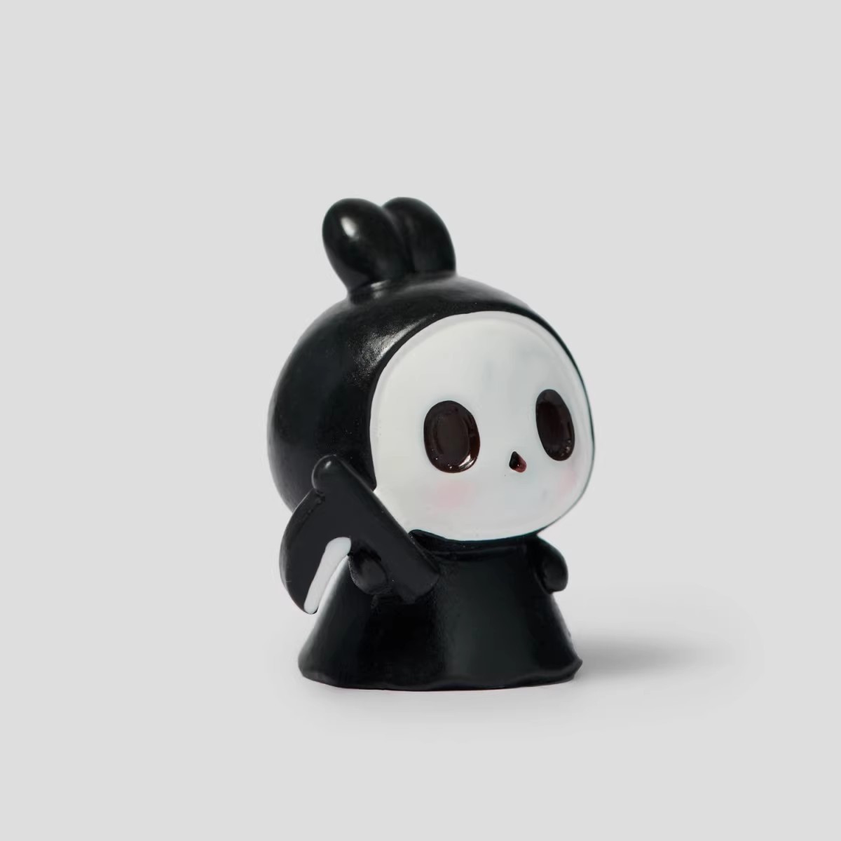 Mini Grim Reaper Figurine – Gothic Desk Decor Halloween Skeleton Ornament