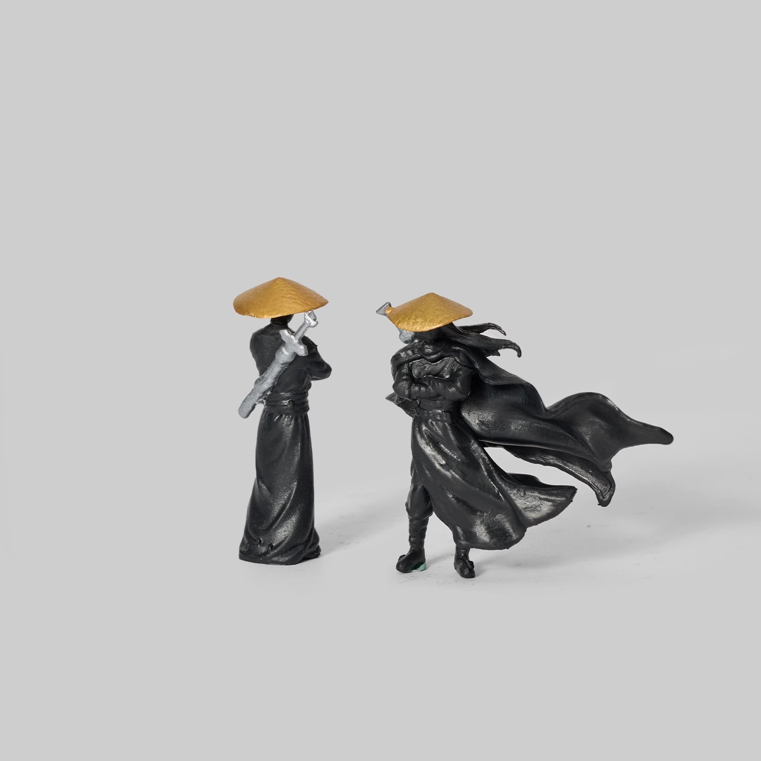 2-Piece Dark Warrior Figurine Set – Gothic Samurai Desk Decor Miniatures
