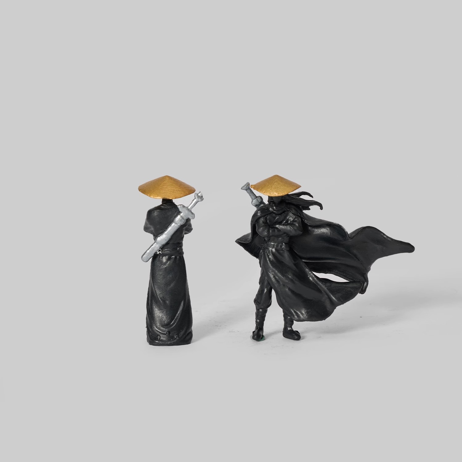 2-Piece Dark Warrior Figurine Set – Gothic Samurai Desk Decor Miniatures