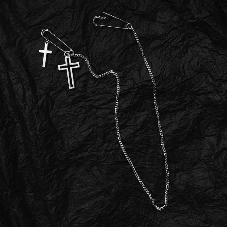 Gothic Cross Safety Pin Chain Brooch – Punk Metal Lapel Pin for Jackets & Blazers